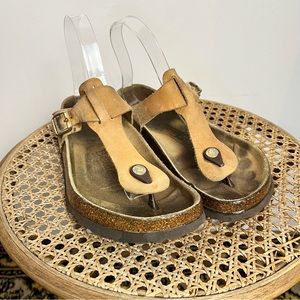 Birkenstock Betula Gizeh Leather Sandals